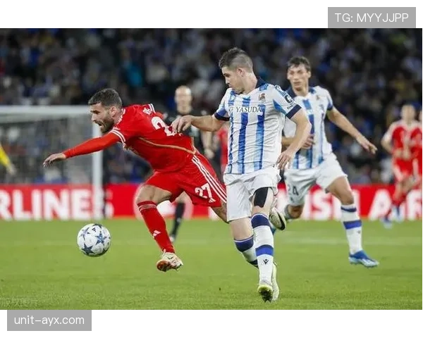 里斯本竞技后防线调整新策略,稳固防守迎接赛季挑战 里斯本竞技后防线调整新策略,稳固防守迎接赛季挑战