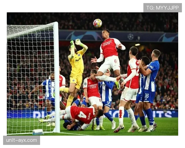 欧冠淘汰赛临近，豪门状态回升成焦点