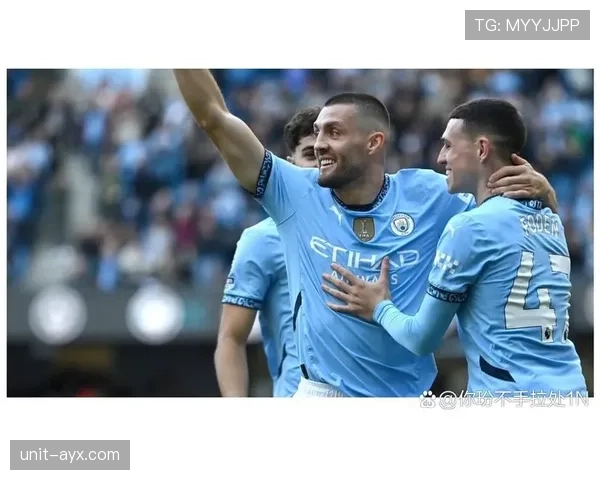 科瓦契奇传球表现持续提升,稳居球队中场核心 科瓦契奇传球表现持续提升,稳居球队中场核心