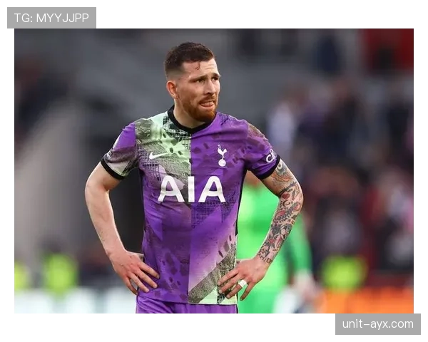 霍伊别尔坐镇中场：解析其在球队攻防体系中的核心价值与战术影响力